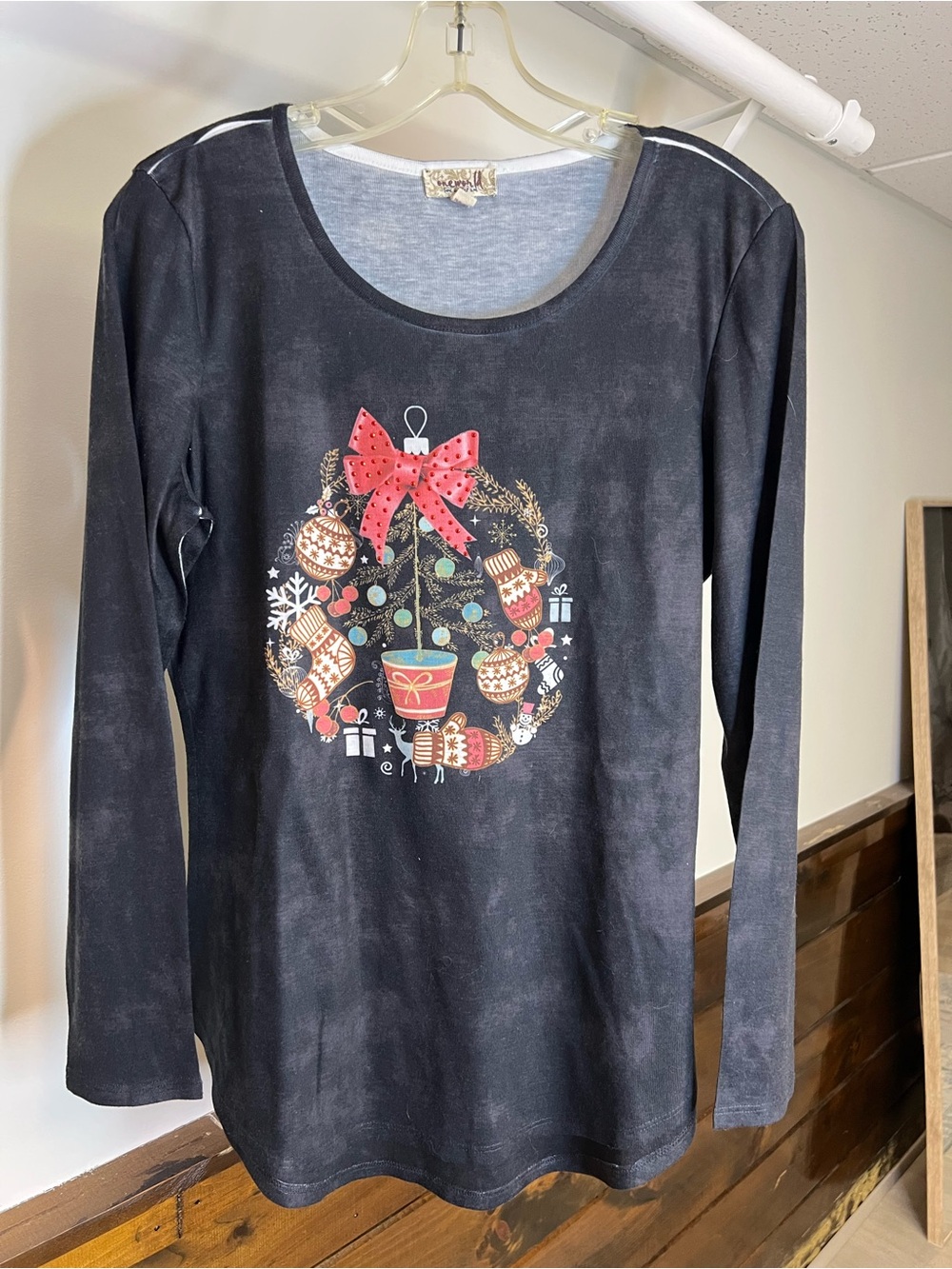 One World Black Long Sleeve Christmas Graphic Top- M